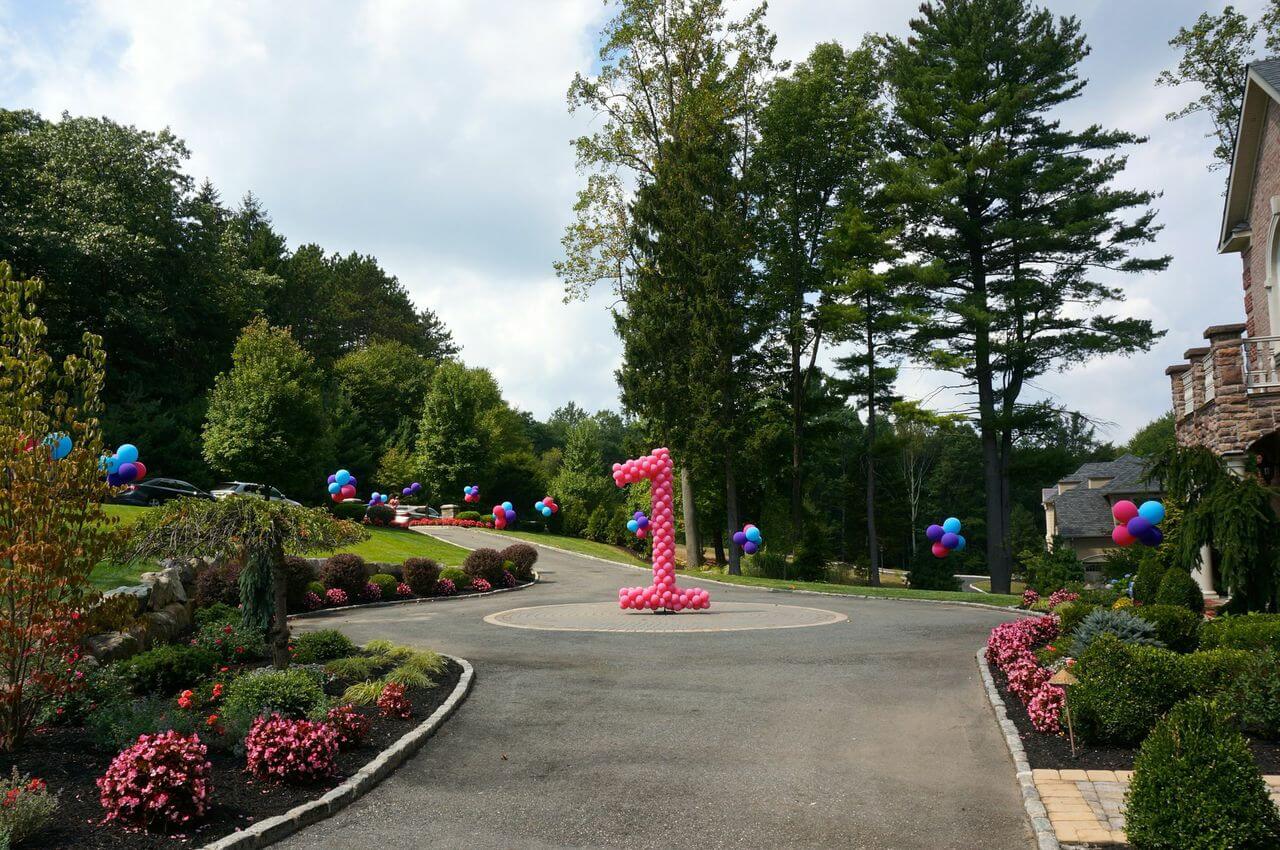 Giant Number 1 Balloon Sculpture for First Birthday