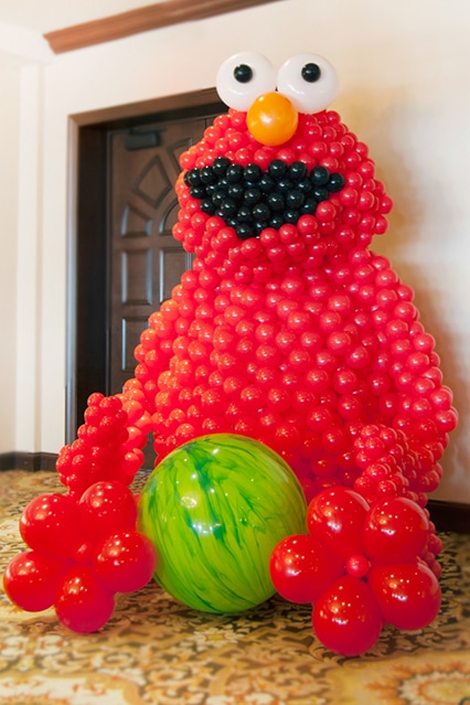Giant Elmo Balloon Sculpture