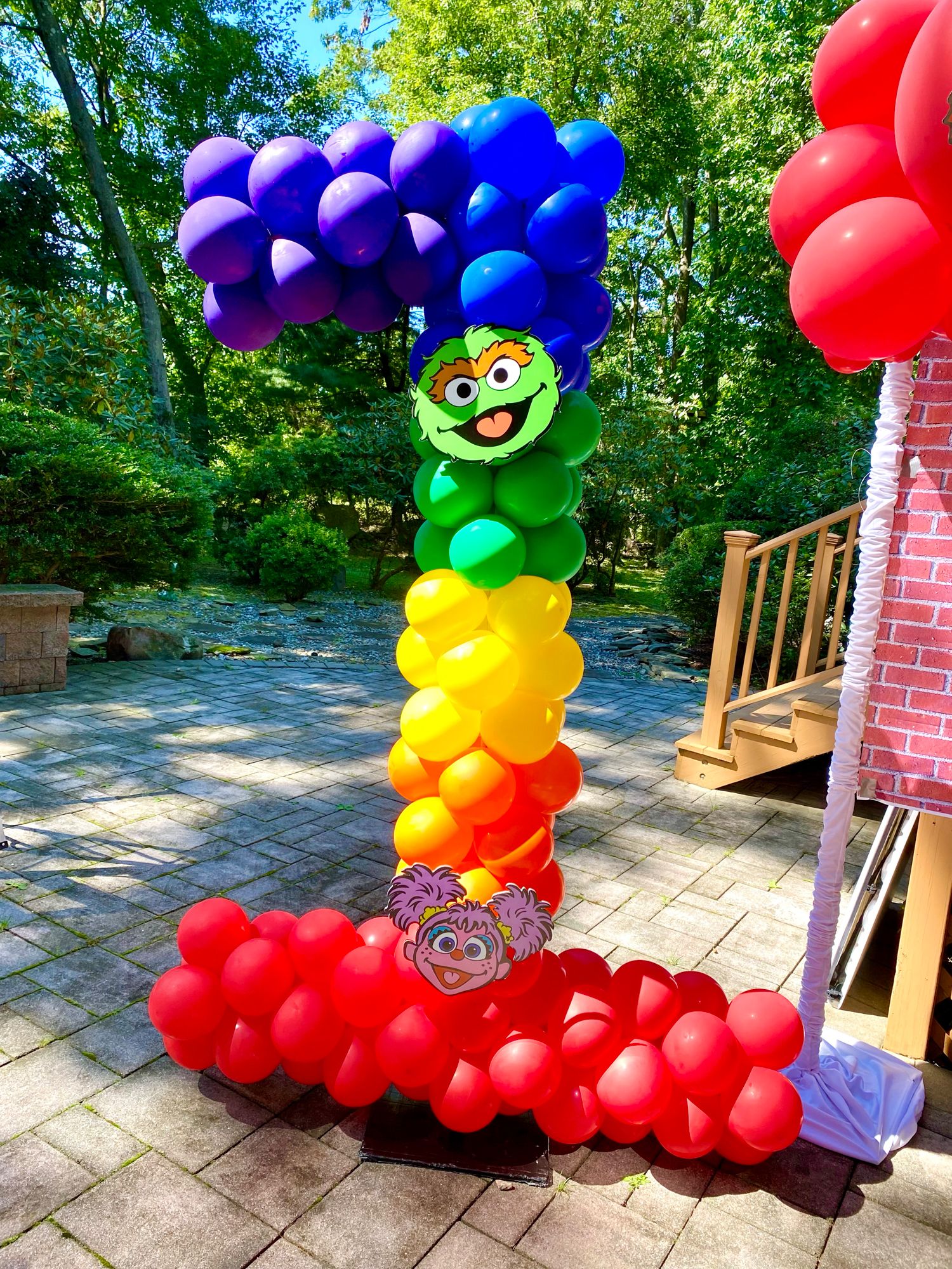 Number One Sesame Street Balloon Sculpture for Outdoor First Birthday Party