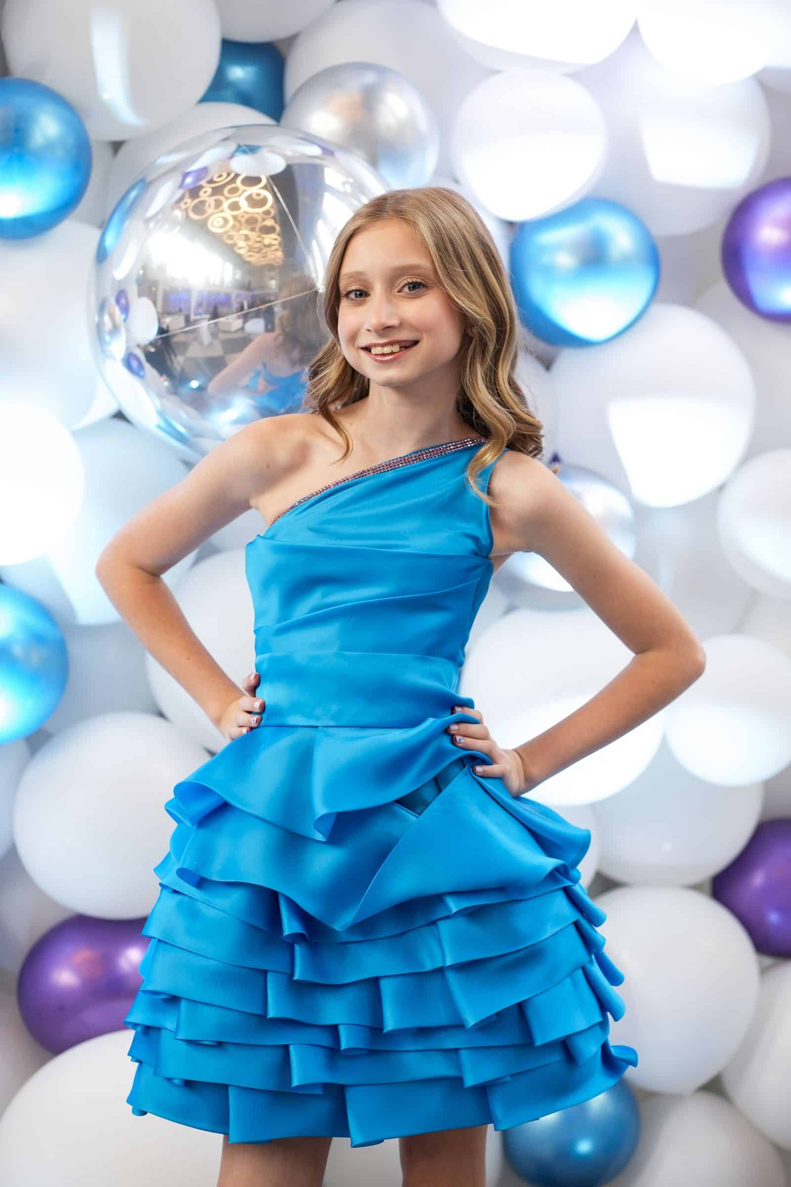 Purple Blue and White Balloon Wall with LED Lighting for Photo Booth