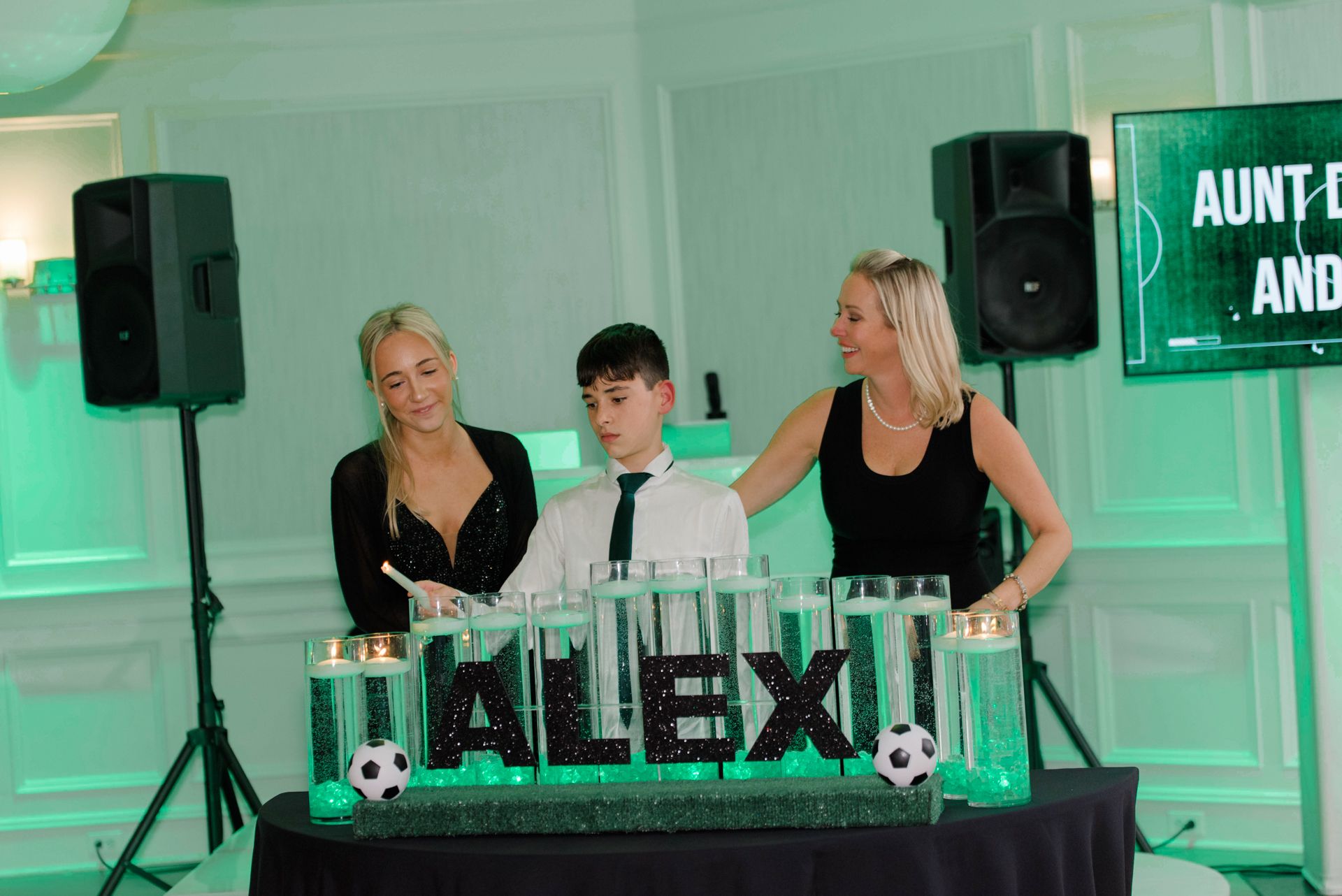 1_custom_candle-lighting_name_display