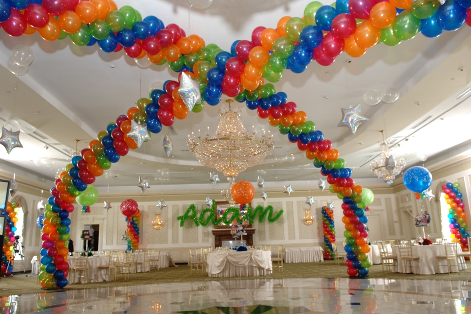 Criss Cross Cluster Swirl Arches over Dance Floor