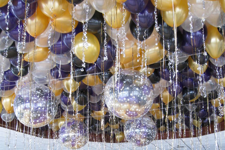 Loose Ceiling Balloon Decor with LED Lights and Exploding Balloon Release