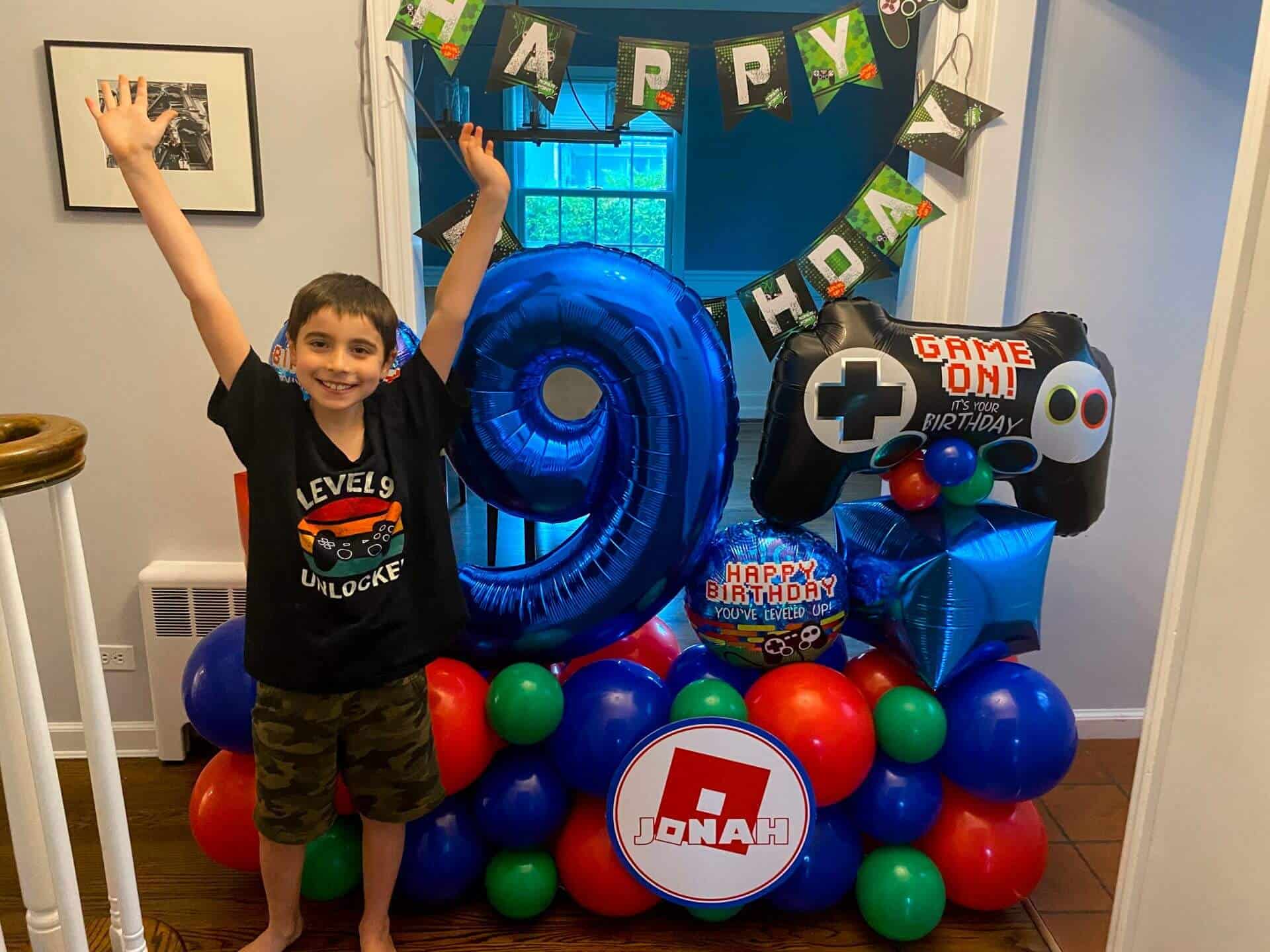 Video Game Balloon Bouquet with Custom Sign & Game Controller