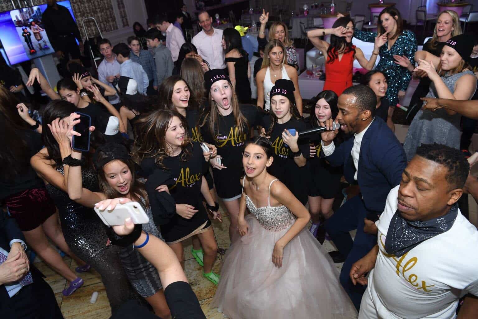 Custom Logo T-shirts Giveaways