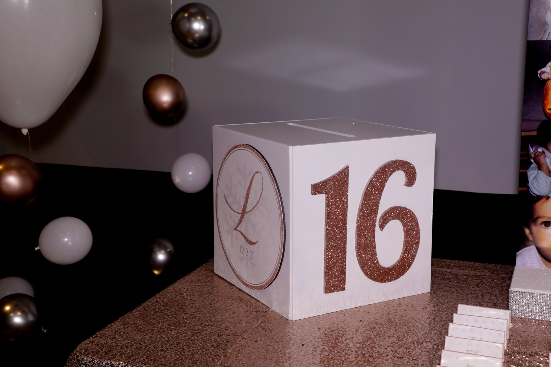 Custom White Gift Box with Logo for Sweet Sixteen