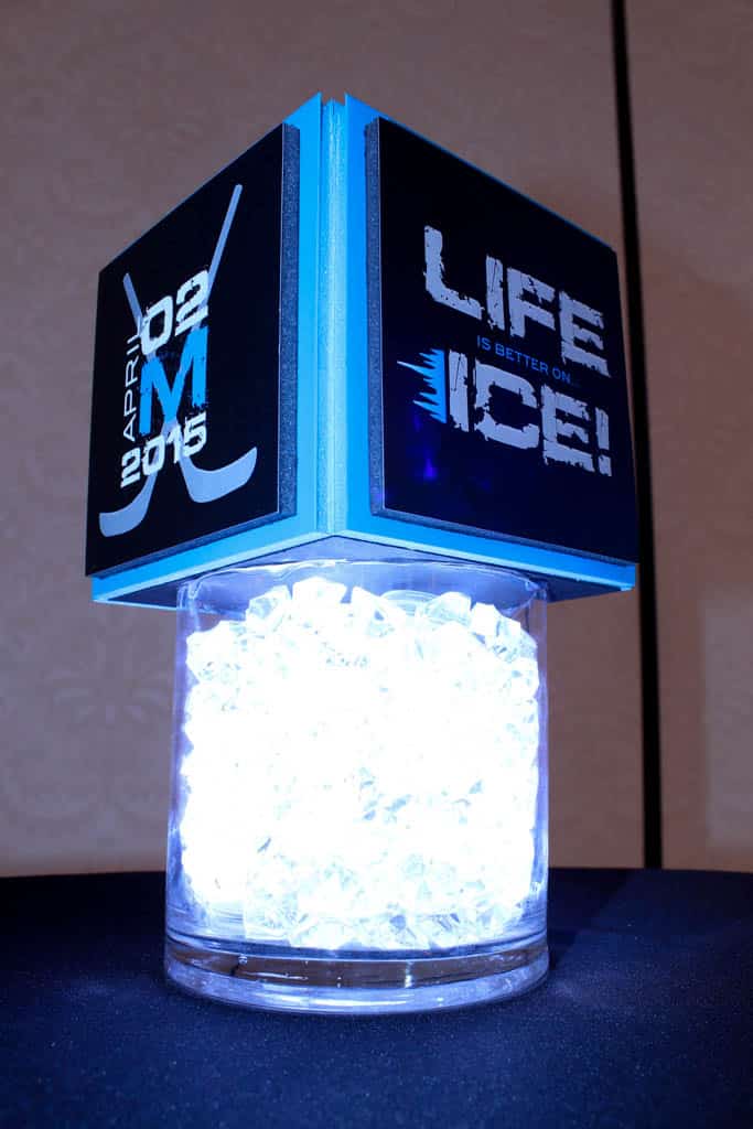 Mini Cube with Logo on Vase with Chips and LED Lights for Hightop Table