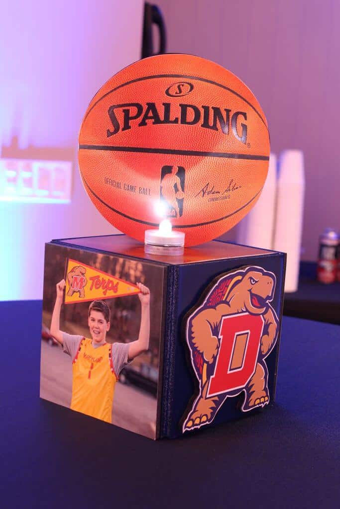 Maryland Themed Lounge Centerpiece