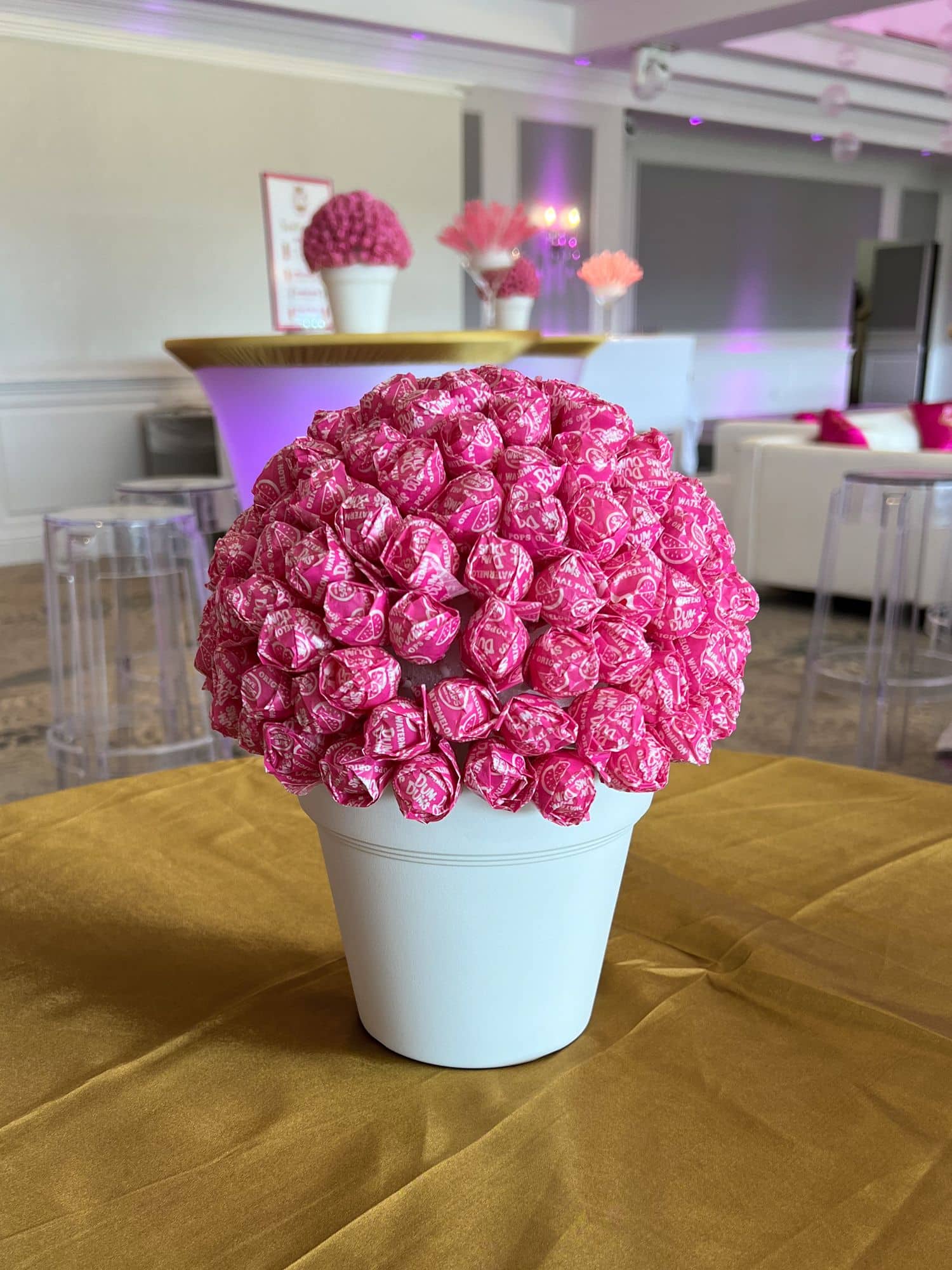 Dum Dum Lollipop Centerpiece for Kids Lounge