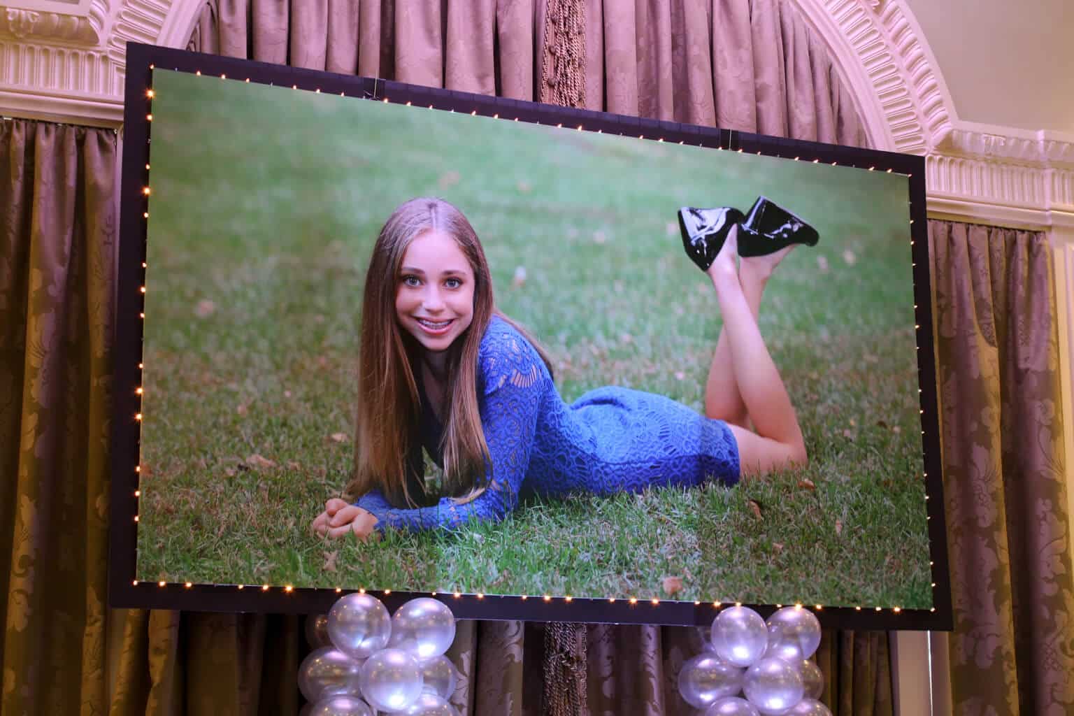 Blowup Photo Backdrop with Lights