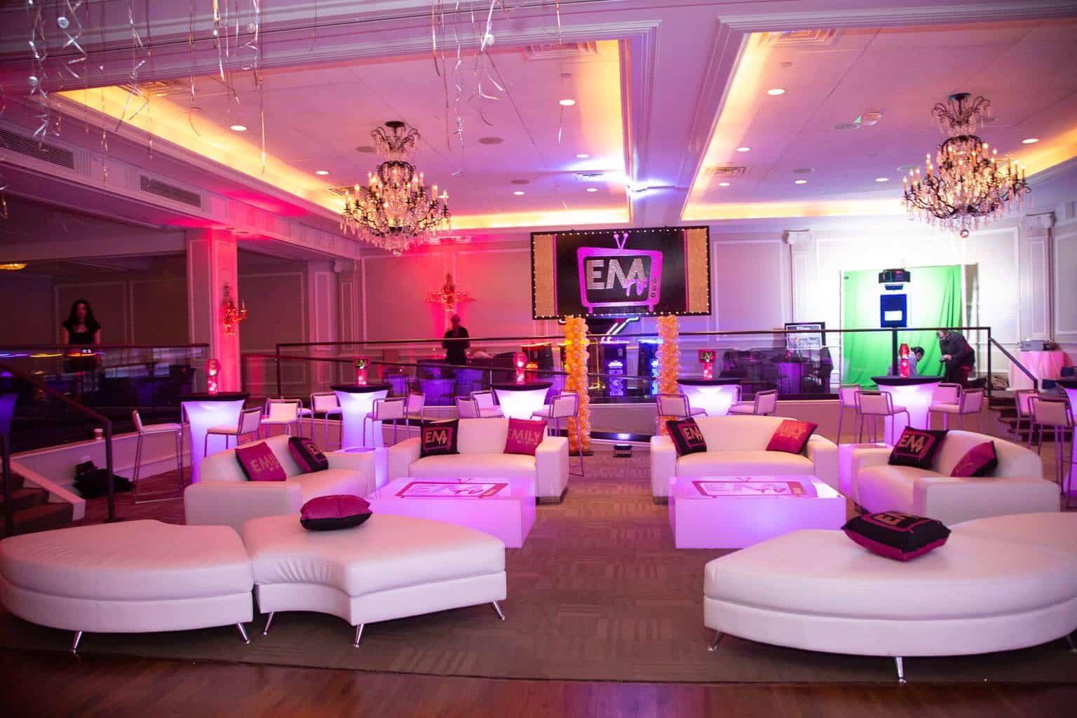 Bat Mitzvah Lounge