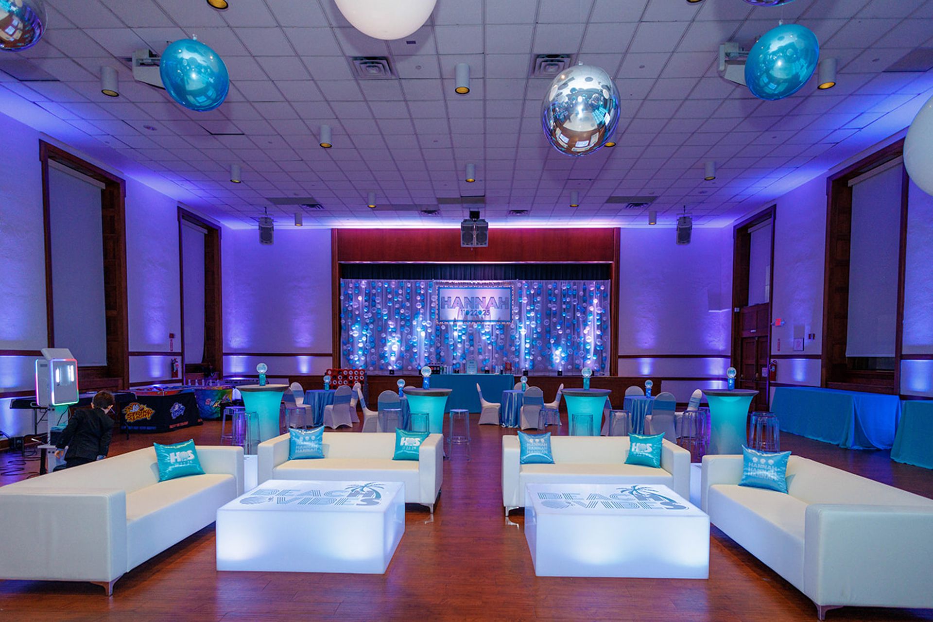 Bat Mitzvah Beach Theme Lounge at Temple Israel Center