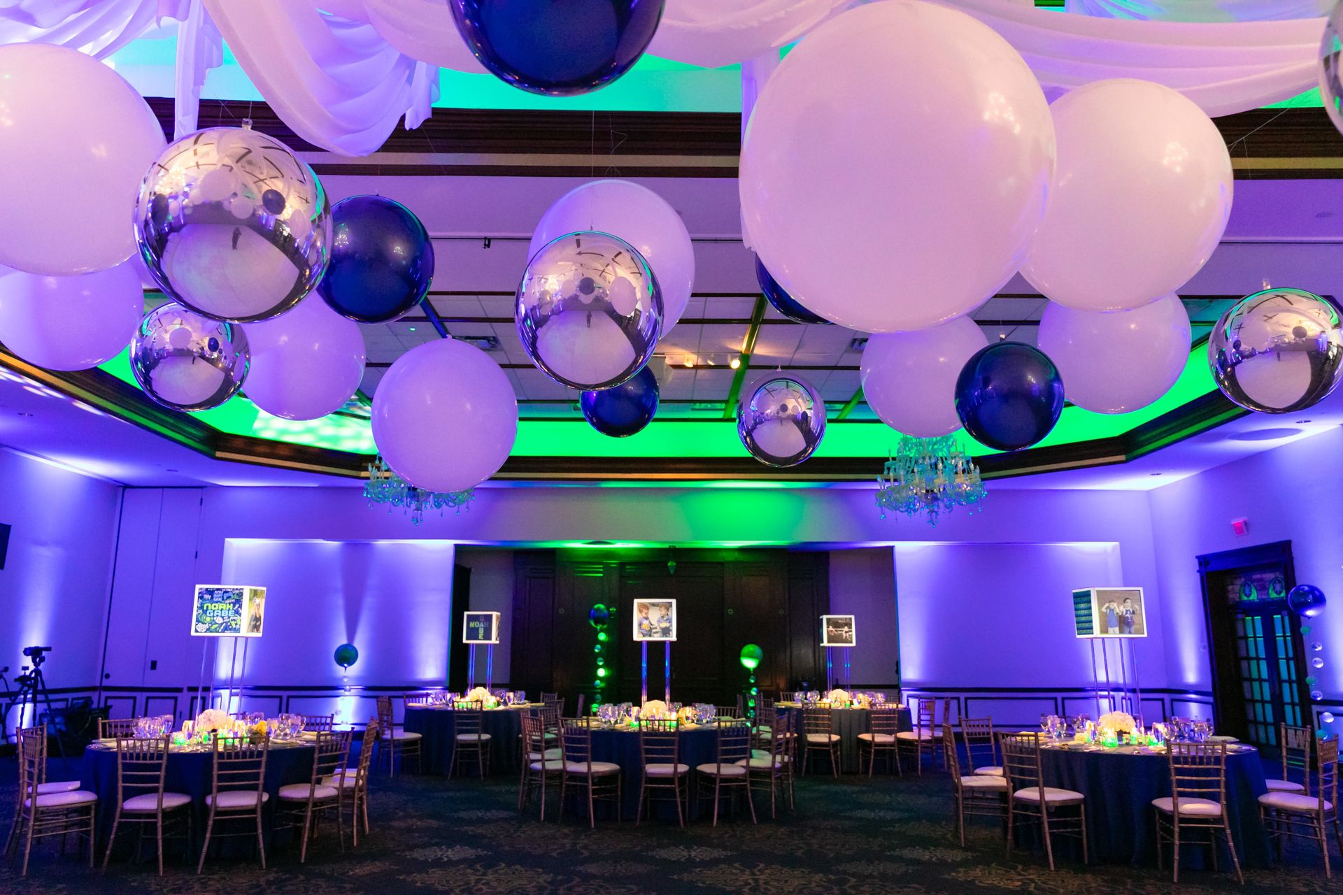 Green and Blue B'nai Mitzvah Party at Temple Emanu-El of Closter