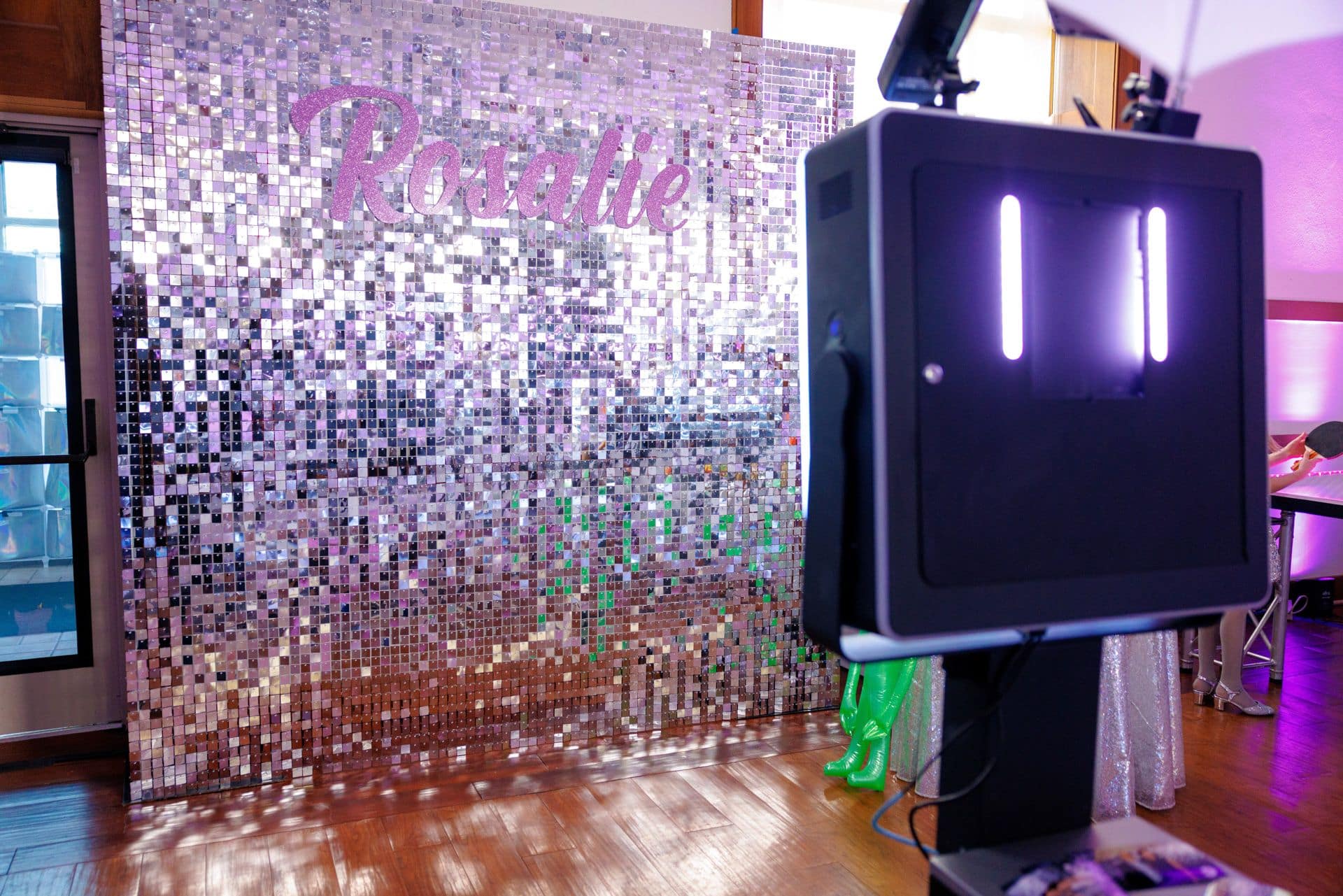 LED Name Shimmer Wall
