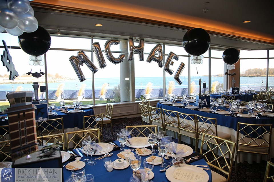 Name in Mylar Balloons Arch