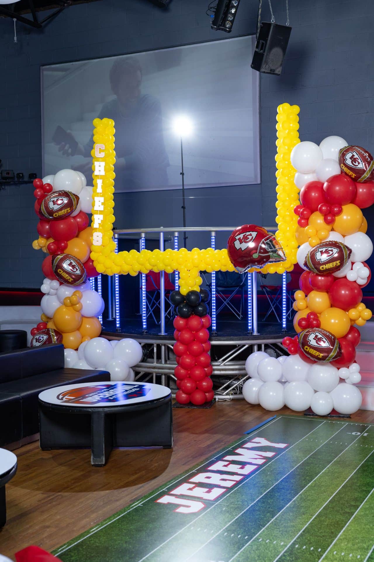Bar Mitzvah Field Goal Chiefs Balloon Sculpture