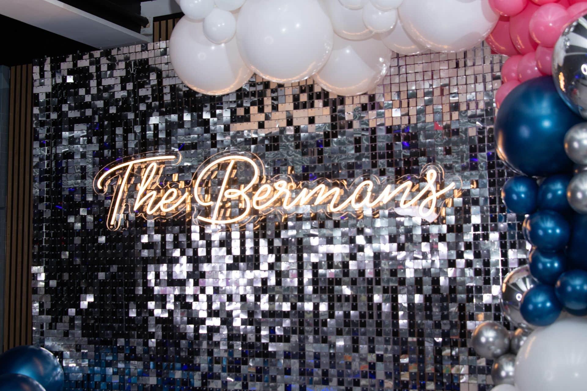 Photo Booth Garland with Shimmer Wall