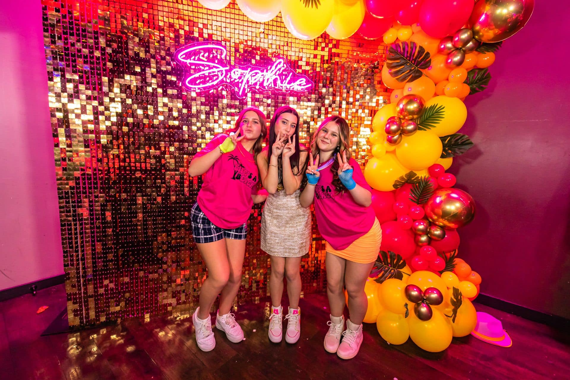 Tropical Balloon Garland for Photo Booth