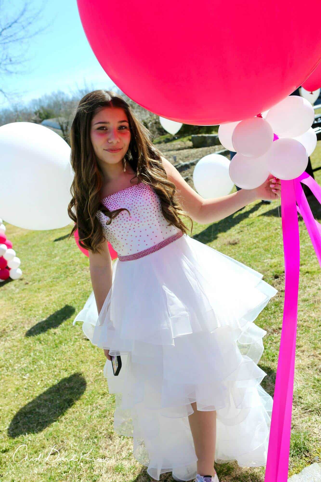 Free Standing Balloons for Bat Mitzvah Drive By