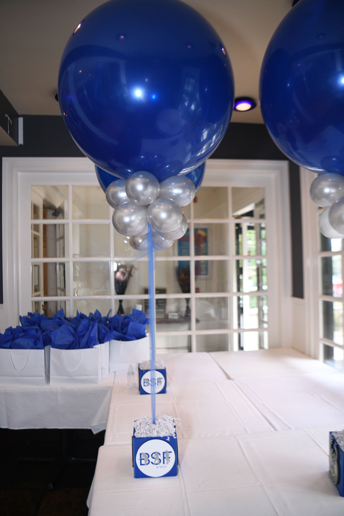 Balloon Centerpiece with Sports Theme Logo Cube Base for Bar Mitzvah Centerpiece