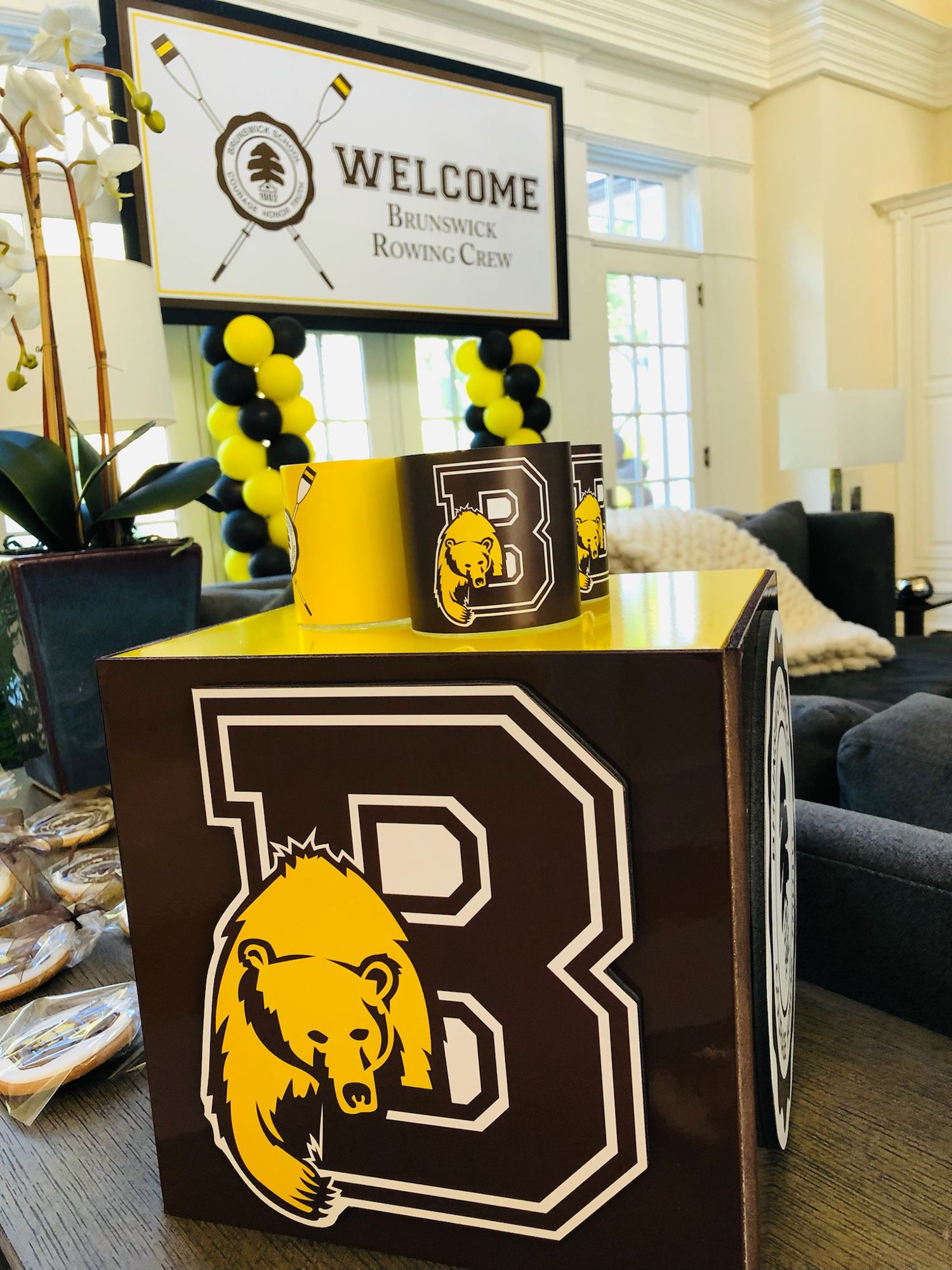 Custom Logo Cube Centerpiece with Custom Votives for Corporate Event