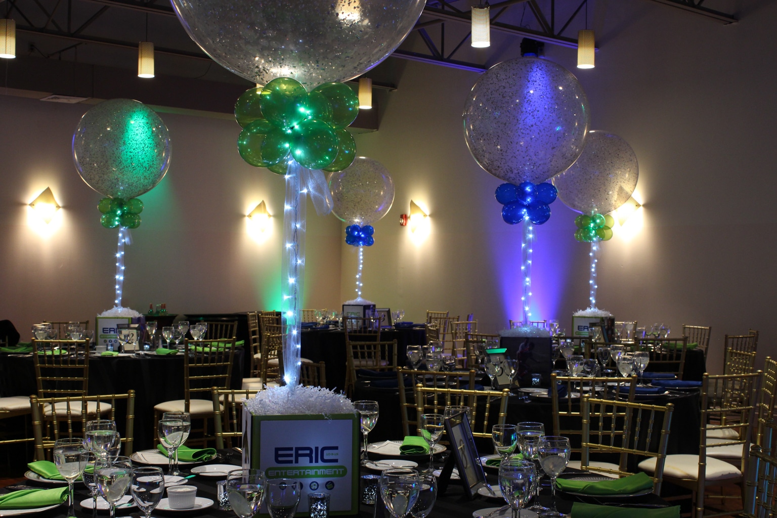 Photo Cubes with Custom Logo and Sparkle Balloons