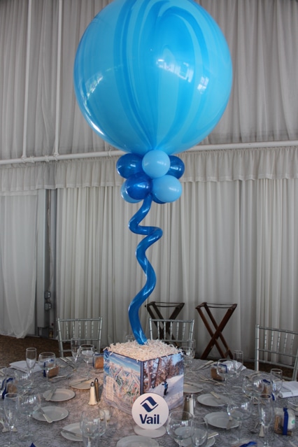 Ski Themed Bar Mitzvah Centerpiece with Blue Marble Balloons
