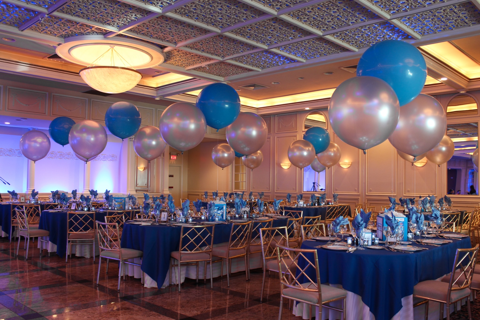 Video Game Themed Bat Mitzvah with Photo Cube and 3' Balloon Centerpieces