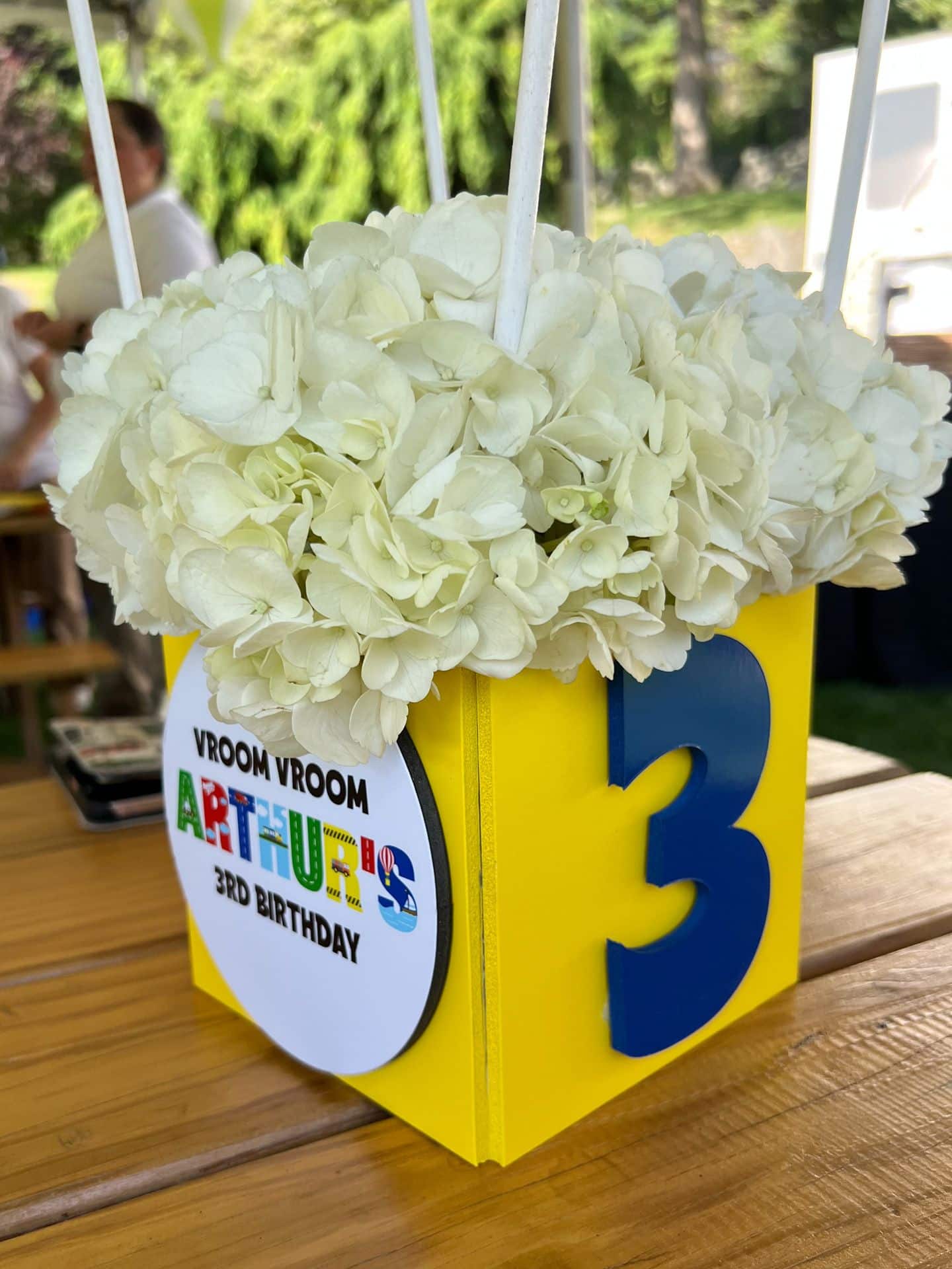 Custom Logo Cube with Hydrangea for 3rd Birthday