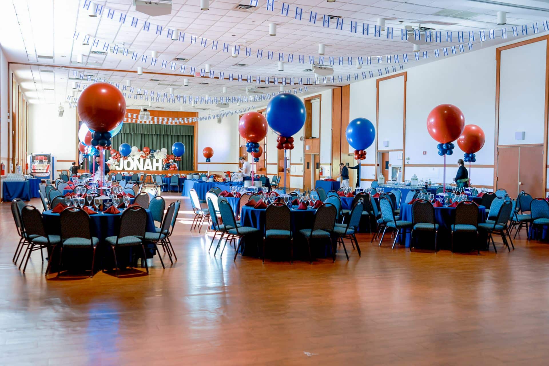 Photo Cube Centerpiece with 3ft Balloons for a Bar Mitzvah at Temple Israel Center