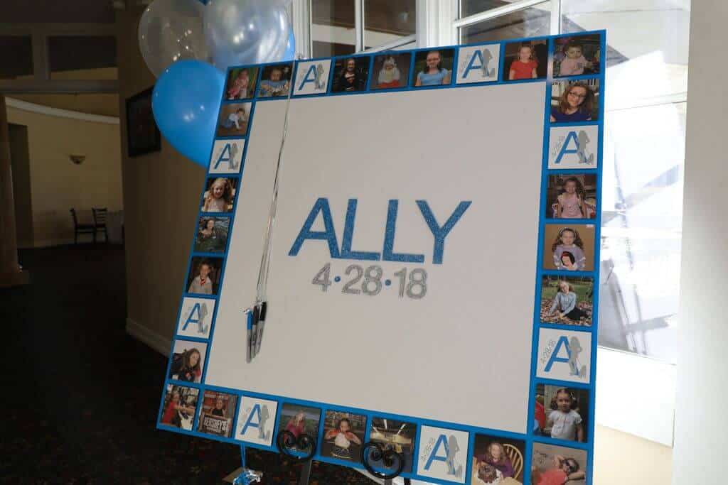 Photo Border Sign in Board with Custom Logo