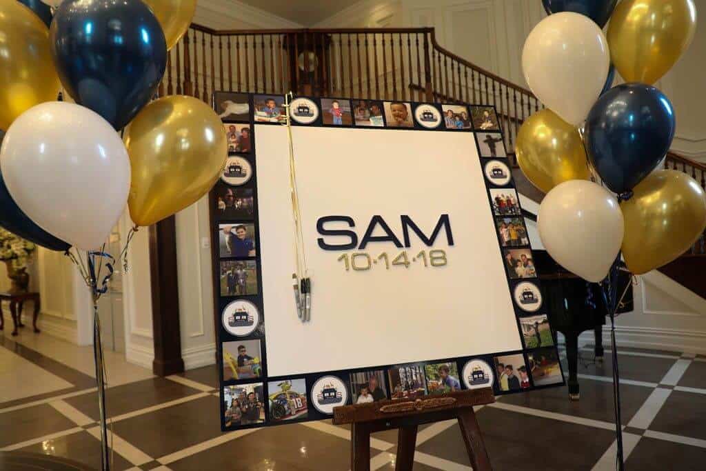 Photo and Logo Border Sign in Board