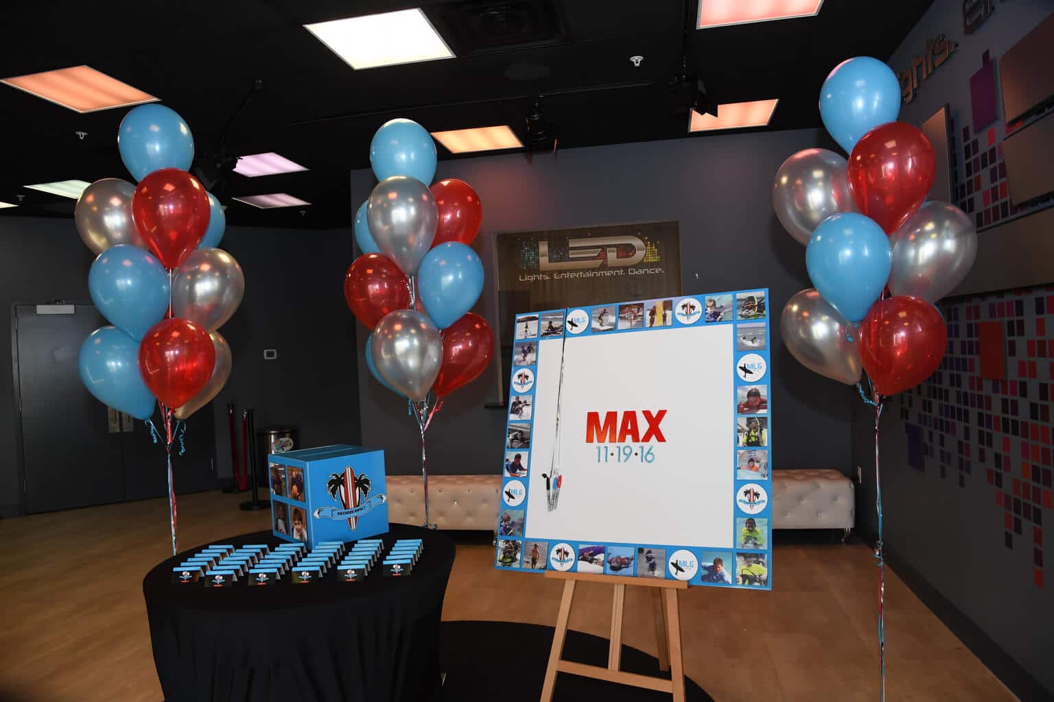 Surf Themed Sign in Board with Custom Logo andPhoto Border