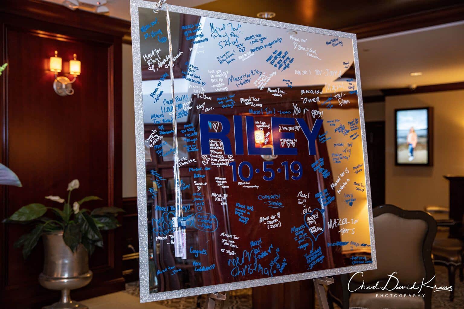 Bat Mitzvah Mirror Sign in Board with Vinyl Name and Date