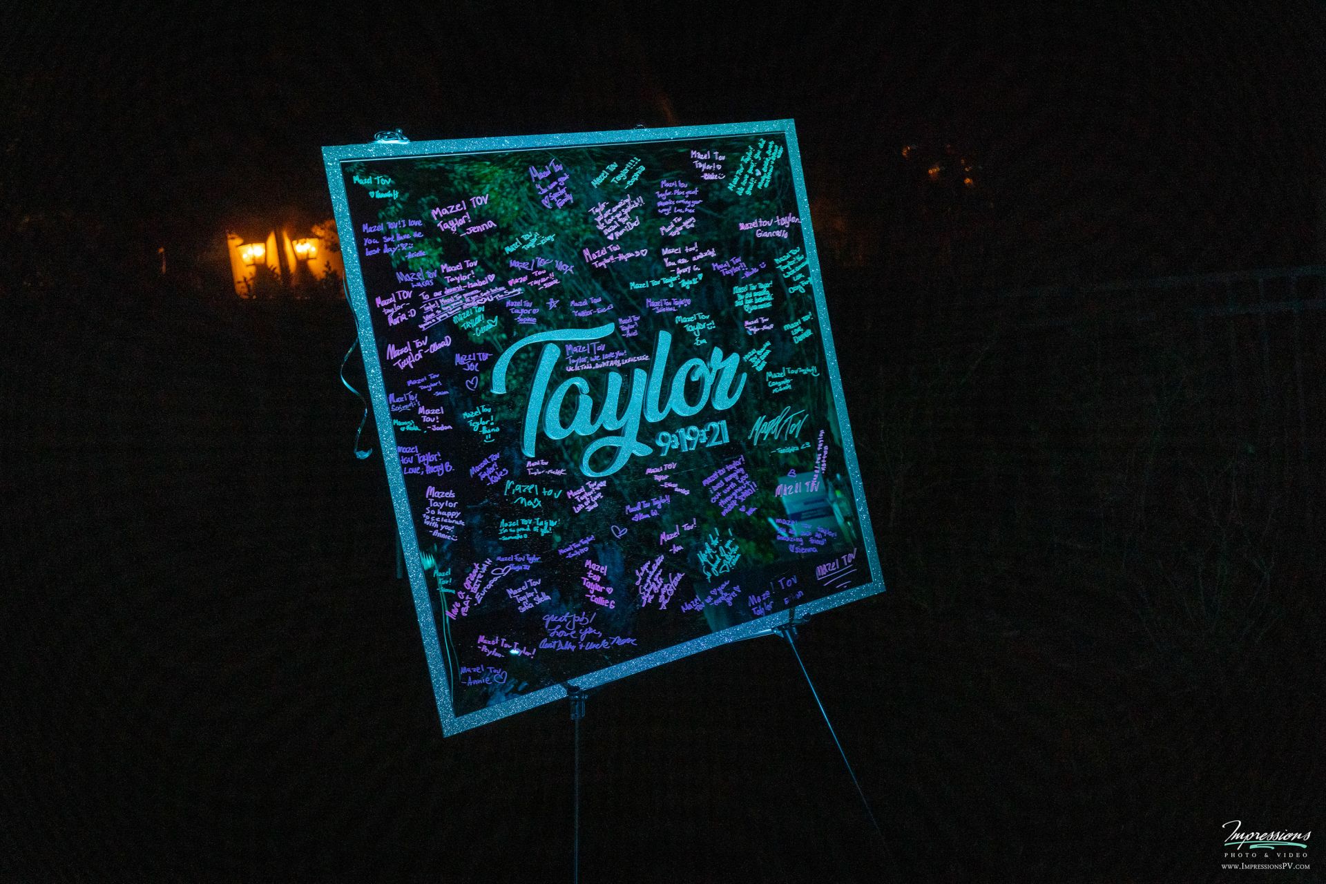 Turquoise Glitter Name and Date Custom Mirror Sign in Board with Turquoise Border for Outdoor Bat Mitzvah Decor