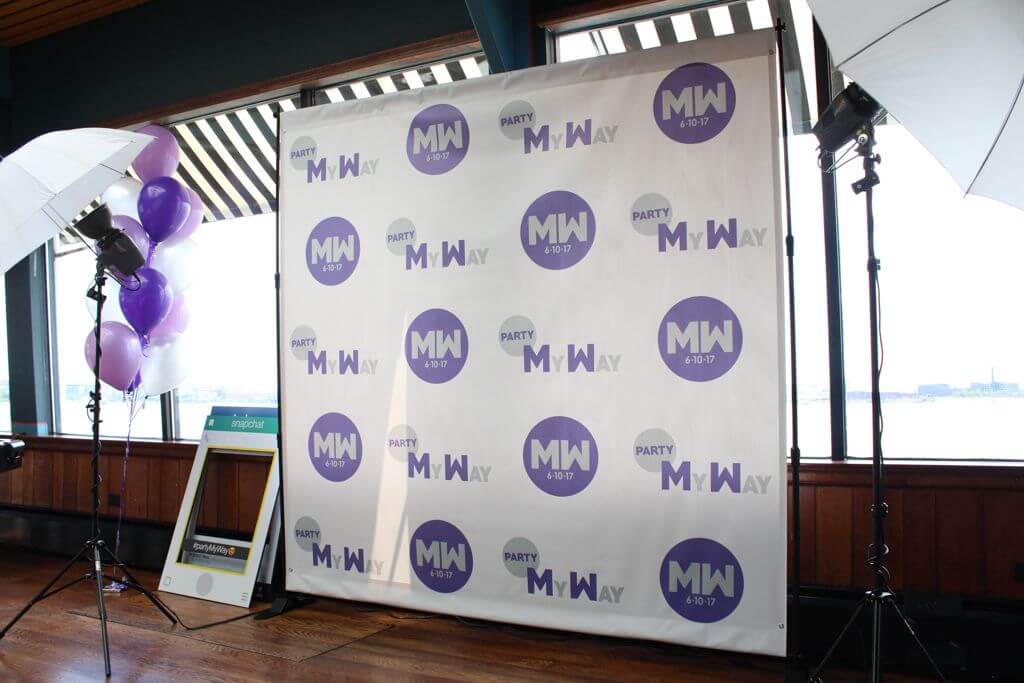 Custom Step and Repeat with Alternating Logos