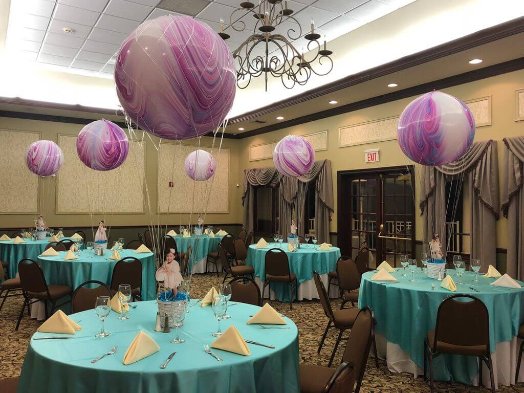 Hot Air Balloon Centerpiece with Cutout Photo in Basket