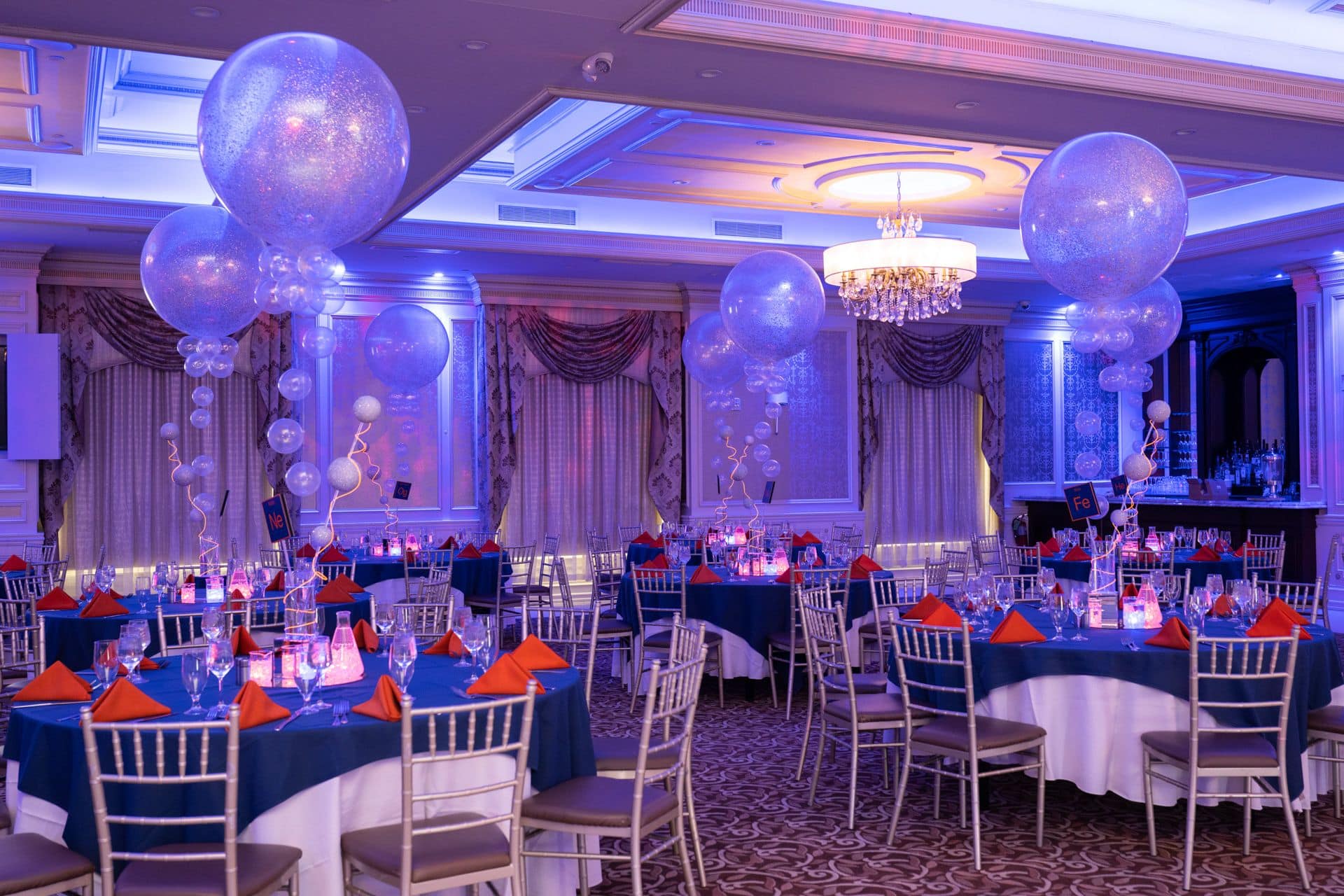 Science Themed Centerpieces with 3ft Sparkle Balloon and Bubbles