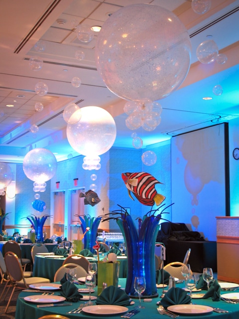 Underwater Bubbles Centerpiece with Balloon Grass and Floating Fish